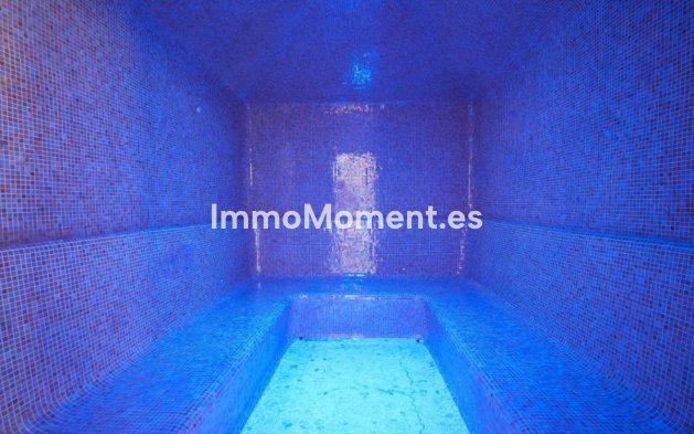 Resale - Apartment - Benahavís - Benahavís Centro