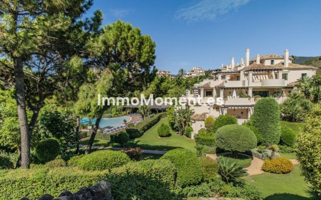 Resale - Apartment - Benahavís - Benahavís Centro