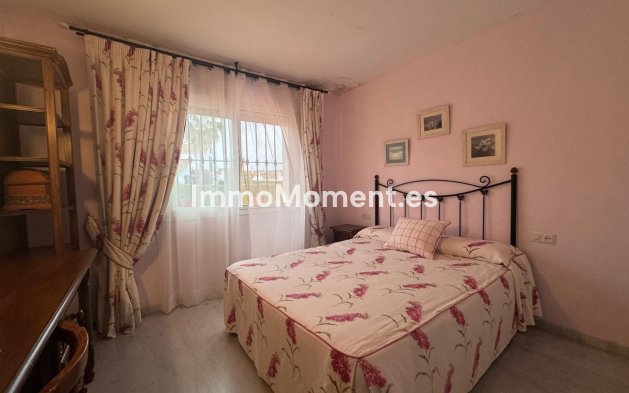 Revente - Maison mitoyenne - Estepona  - Atalaya
