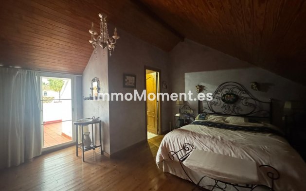 Revente - Maison mitoyenne - Estepona  - Atalaya