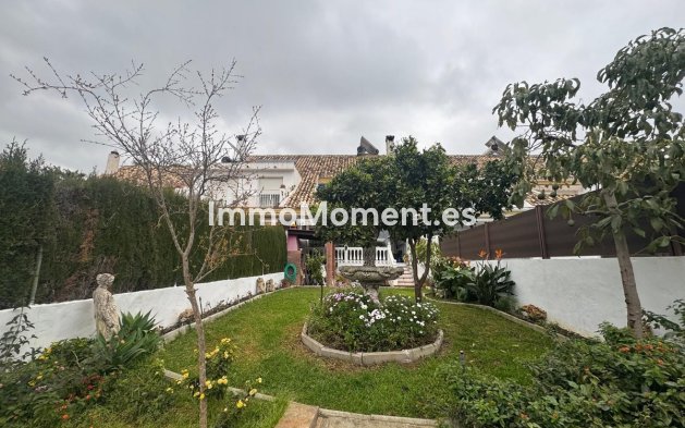 Revente - Maison mitoyenne - Estepona  - Atalaya