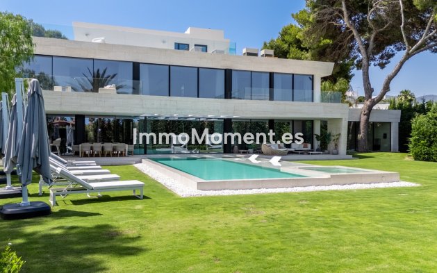 Wiederverkauf - Freistehende Villa - Marbella - Los Monteros