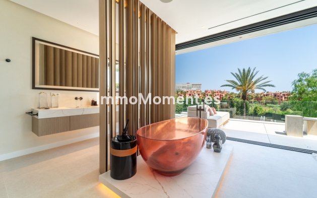 Wiederverkauf - Freistehende Villa - Marbella - Los Monteros