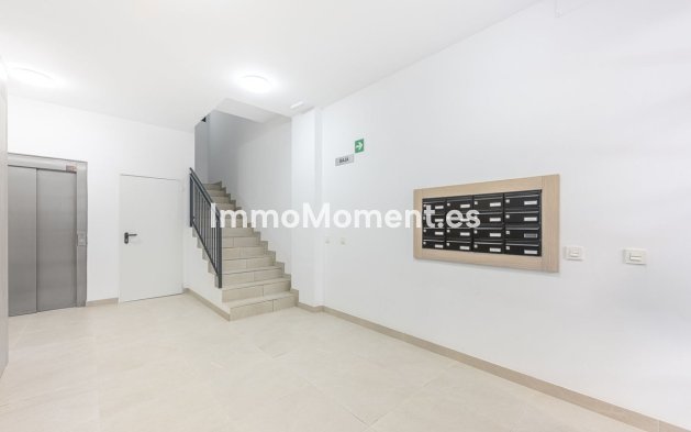 Reventa - Apartamento - Estepona  - Estepona Centro