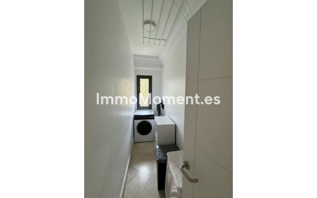 Revente - Appartement - Marbella - Nueva Andalucía