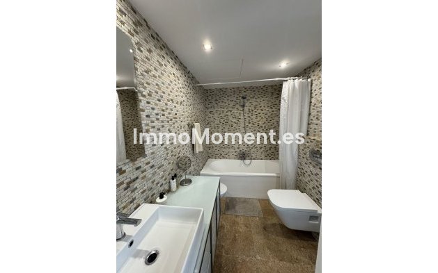 Revente - Appartement - Marbella - Nueva Andalucía