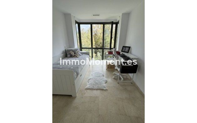 Revente - Appartement - Marbella - Nueva Andalucía