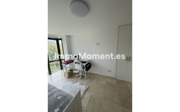 Revente - Appartement - Marbella - Nueva Andalucía