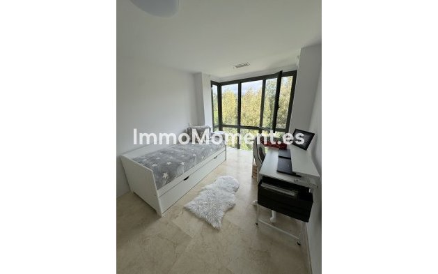 Revente - Appartement - Marbella - Nueva Andalucía