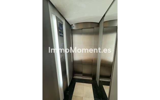 Revente - Appartement - Marbella - Nueva Andalucía