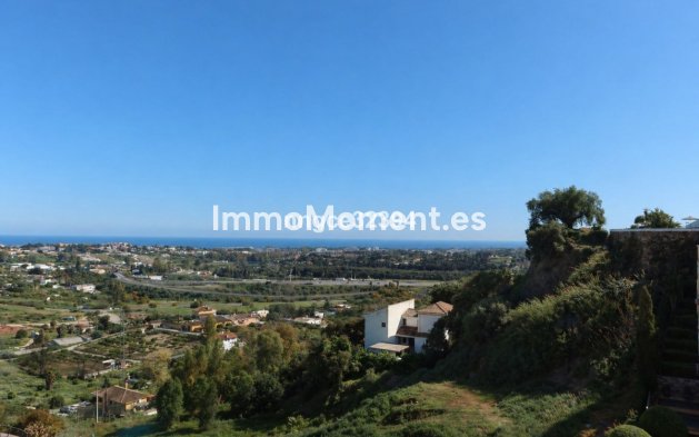 Resale - Apartment - Benahavís - Benahavís Centro