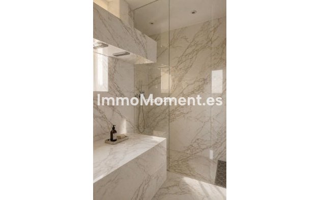 Resale - Apartment - Benahavís - Benahavís Centro