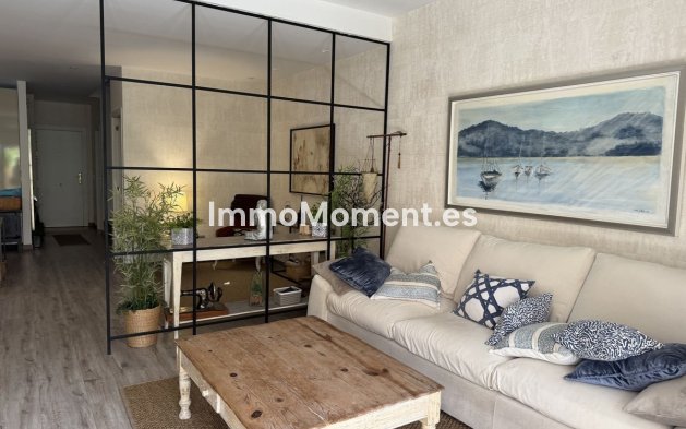 Resale - Detached villa - Estepona - Selwo