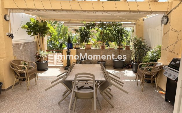 Resale - Detached villa - Estepona - Selwo