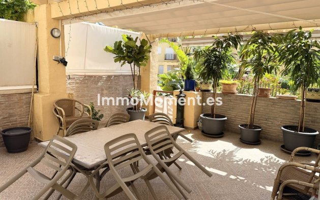 Resale - Detached villa - Estepona - Selwo