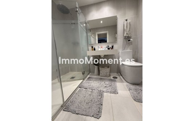 Resale - Detached villa - Estepona - Selwo