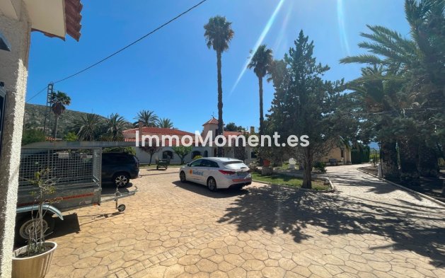 Resale - Country house - Elda - Elda Centro