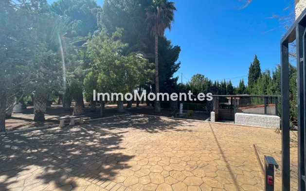 Resale - Country house - Elda - Elda Centro