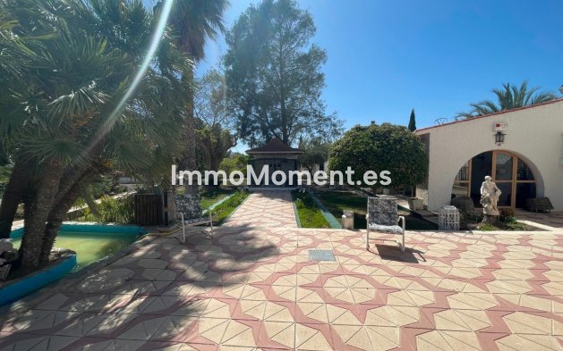 Resale - Country house - Elda - Elda Centro