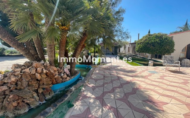 Resale - Country house - Elda - Elda Centro