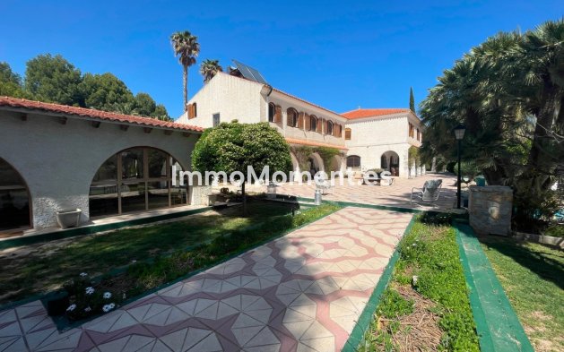 Resale - Country house - Elda - Elda Centro