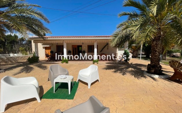Resale - Country house - Elda - Elda Centro