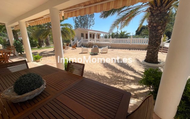 Resale - Country house - Elda - Elda Centro