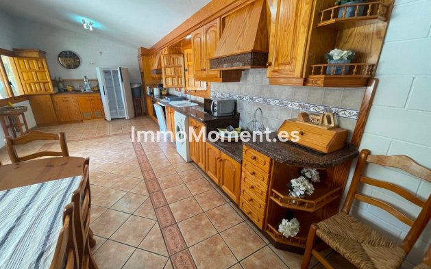 Resale - Country house - Elda - Elda Centro