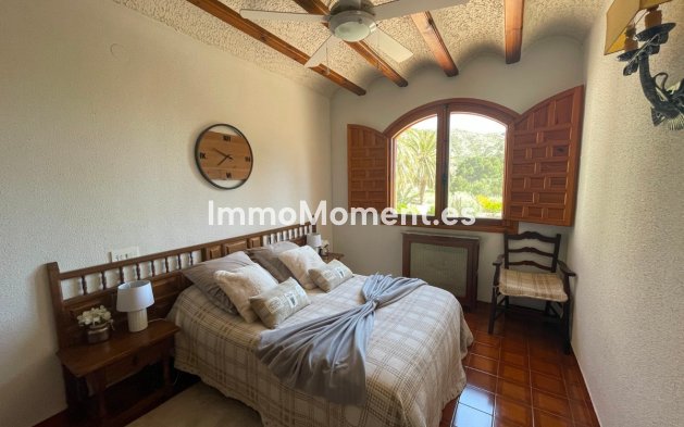 Resale - Country house - Elda - Elda Centro