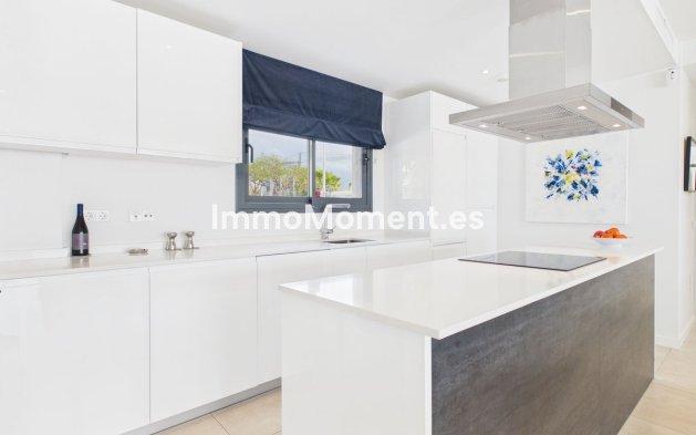 Reventa - Apartamento - Estepona  - Estepona Centro