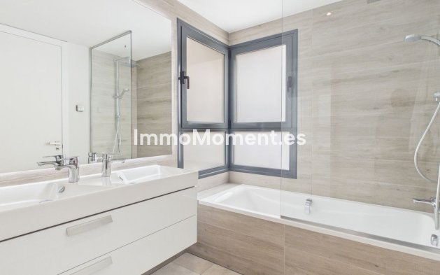 Reventa - Apartamento - Estepona  - Estepona Centro