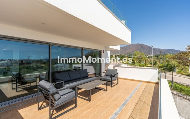 Resale - Apartment - Estepona - Estepona Centro