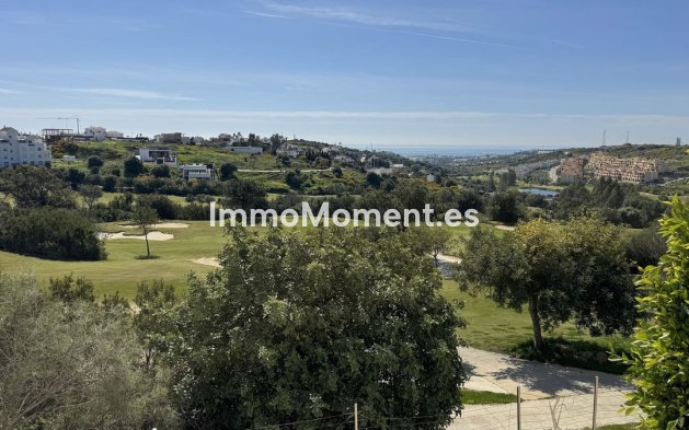 Revente - Appartement - Estepona  - Estepona Centro
