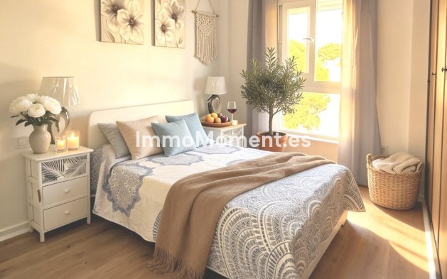 Resale - Apartment - Marbella - Elviria