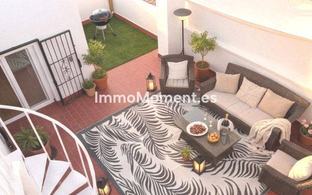 Resale - Apartment - Marbella - Elviria