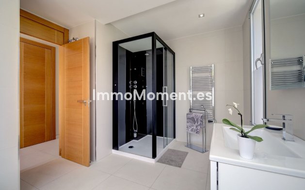 Reventa - Villa independiente - Marbella - Nueva Andalucía