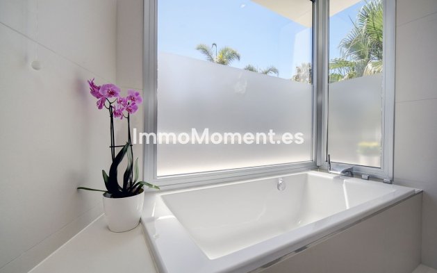 Reventa - Villa independiente - Marbella - Nueva Andalucía