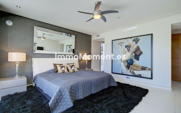 Reventa - Villa independiente - Marbella - Nueva Andalucía