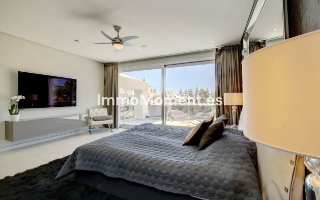 Reventa - Villa independiente - Marbella - Nueva Andalucía