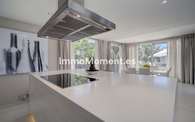 Reventa - Villa independiente - Marbella - Nueva Andalucía