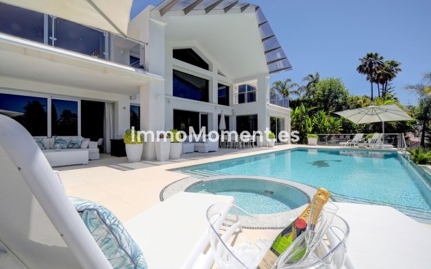Reventa - Villa independiente - Marbella - Nueva Andalucía