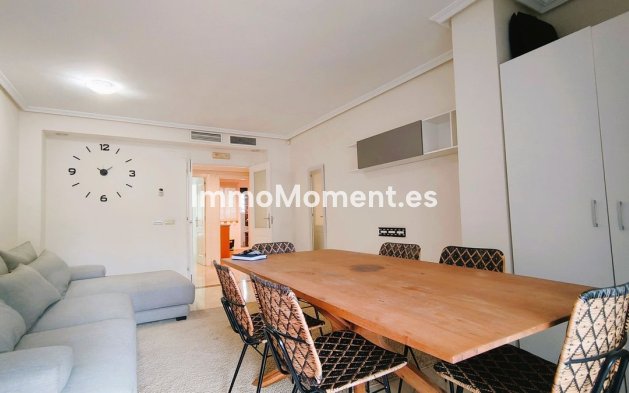 Resale - Apartment - Marbella - Marbella Centro