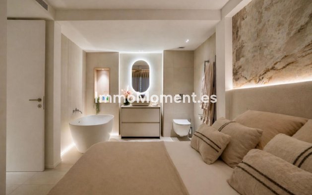 Resale - Apartment - Benalmadena - Benalmadena Pueblo