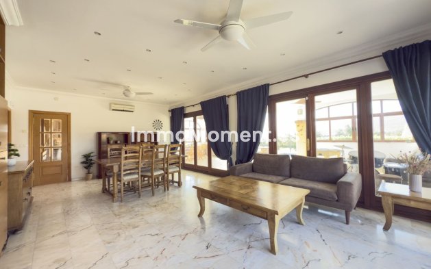 Resale - Detached villa - Inland  - Alhaurín el Grande Centro