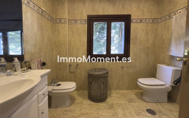 Resale - Detached villa - Inland  - Alhaurín el Grande Centro