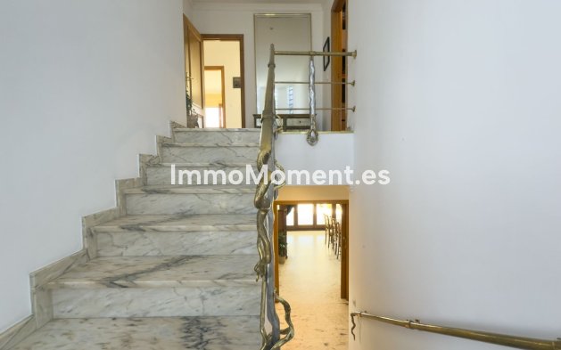 Resale - Detached villa - Inland  - Alhaurín el Grande Centro