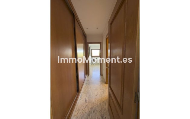 Resale - Detached villa - Inland  - Alhaurín el Grande Centro