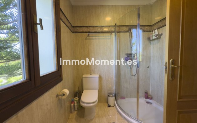 Resale - Detached villa - Inland  - Alhaurín el Grande Centro