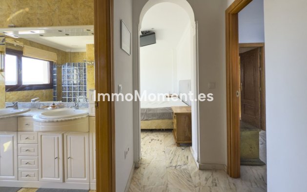Resale - Detached villa - Inland  - Alhaurín el Grande Centro