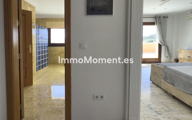Resale - Detached villa - Inland  - Alhaurín el Grande Centro